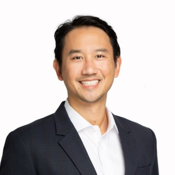 Portrait of Chris Nee