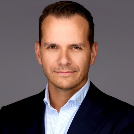 Portrait of Thomas Artner